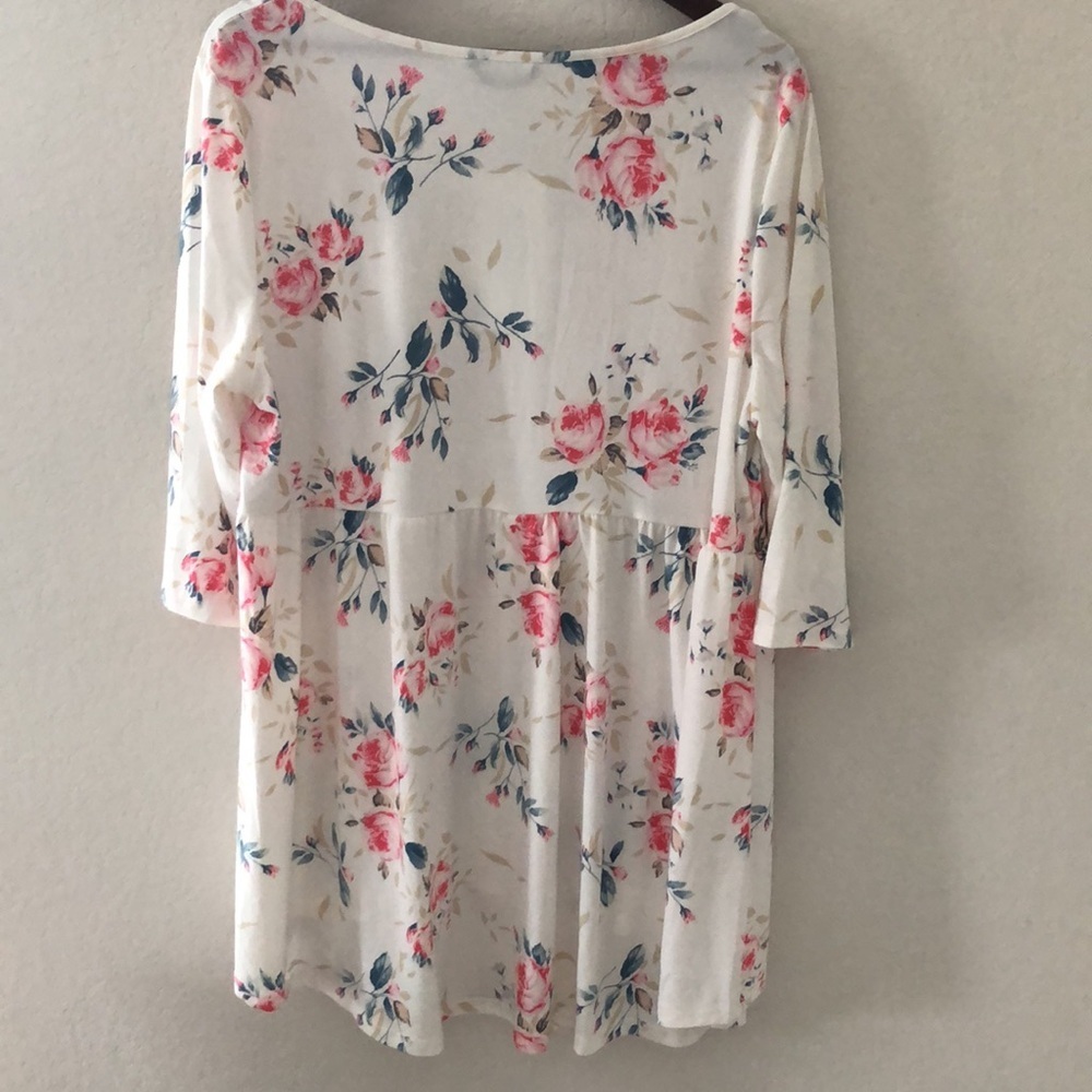 FINAL! BLOOMCHIC HI-LOW FLORAL BLOUSE SIZE 14-16 NWT - Picture 6 of 8